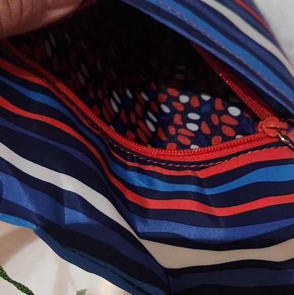 NWT Vera Bradley Wristlet - Picture 6 of 6